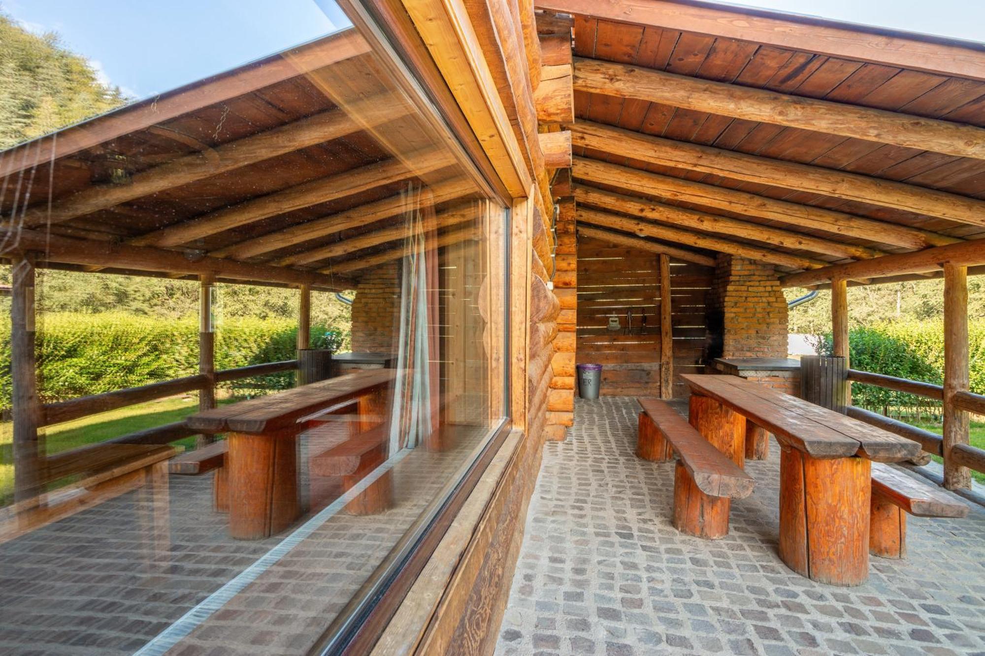Resort 7 Crai - Cabana Tamas Zarnesti Exterior photo